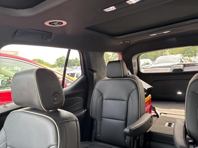 used 2023 Chevrolet Traverse car, priced at $39,450