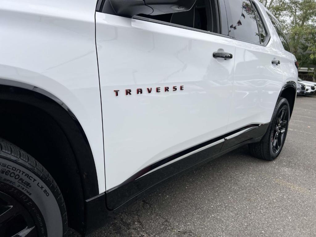 used 2023 Chevrolet Traverse car, priced at $38,800