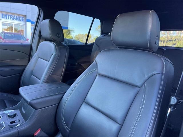 used 2023 Chevrolet Traverse car, priced at $29,950