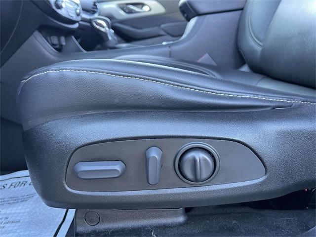 used 2023 Chevrolet Traverse car, priced at $29,950