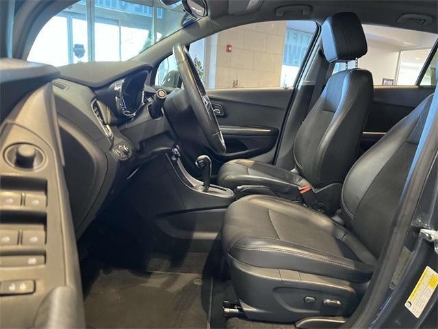 used 2022 Chevrolet Trax car, priced at $14,900