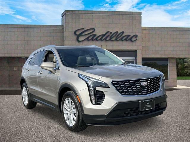 used 2022 Cadillac XT4 car, priced at $26,200