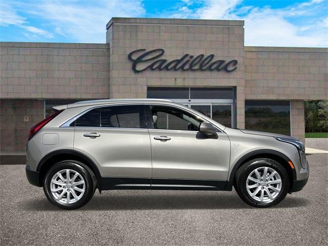 used 2022 Cadillac XT4 car, priced at $26,200