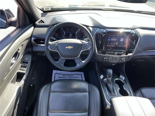 used 2023 Chevrolet Traverse car, priced at $27,300