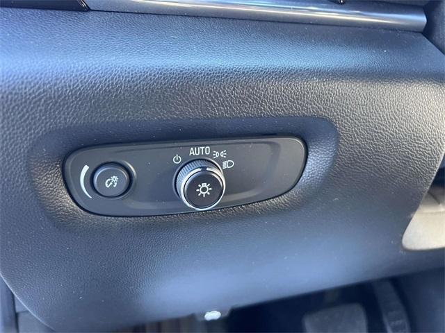 used 2023 Chevrolet Traverse car, priced at $35,500