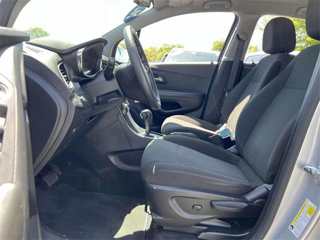 used 2022 Chevrolet Trax car, priced at $15,100
