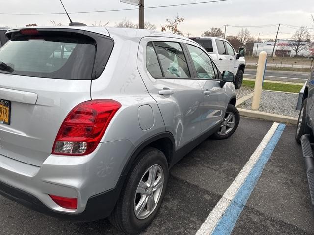 used 2022 Chevrolet Trax car, priced at $15,400