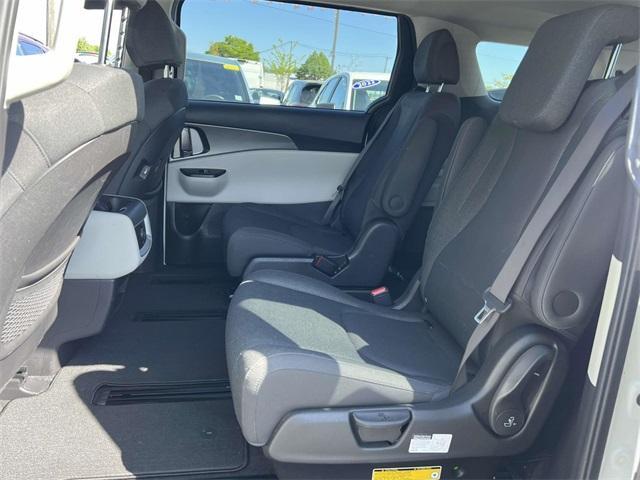 used 2022 Kia Carnival car, priced at $26,450