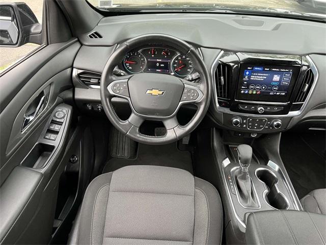 used 2022 Chevrolet Traverse car, priced at $27,500