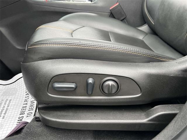 used 2022 Chevrolet Equinox car, priced at $24,700