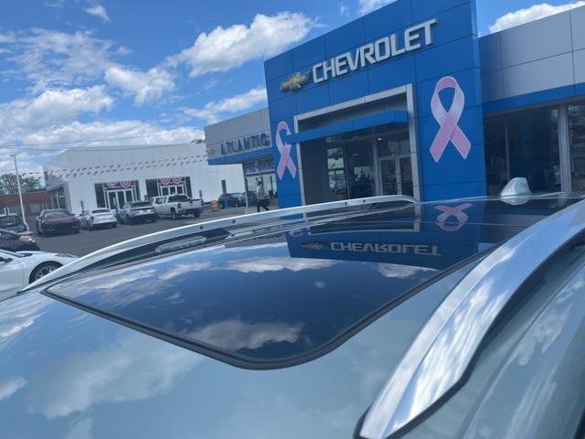 used 2022 Chevrolet Equinox car, priced at $24,700