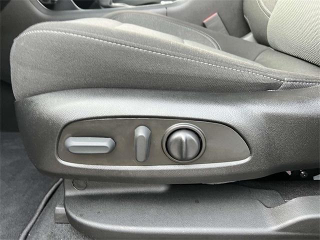 used 2022 Chevrolet Traverse car, priced at $25,800