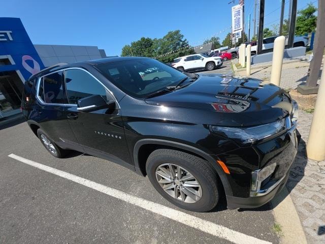 used 2023 Chevrolet Traverse car, priced at $33,900