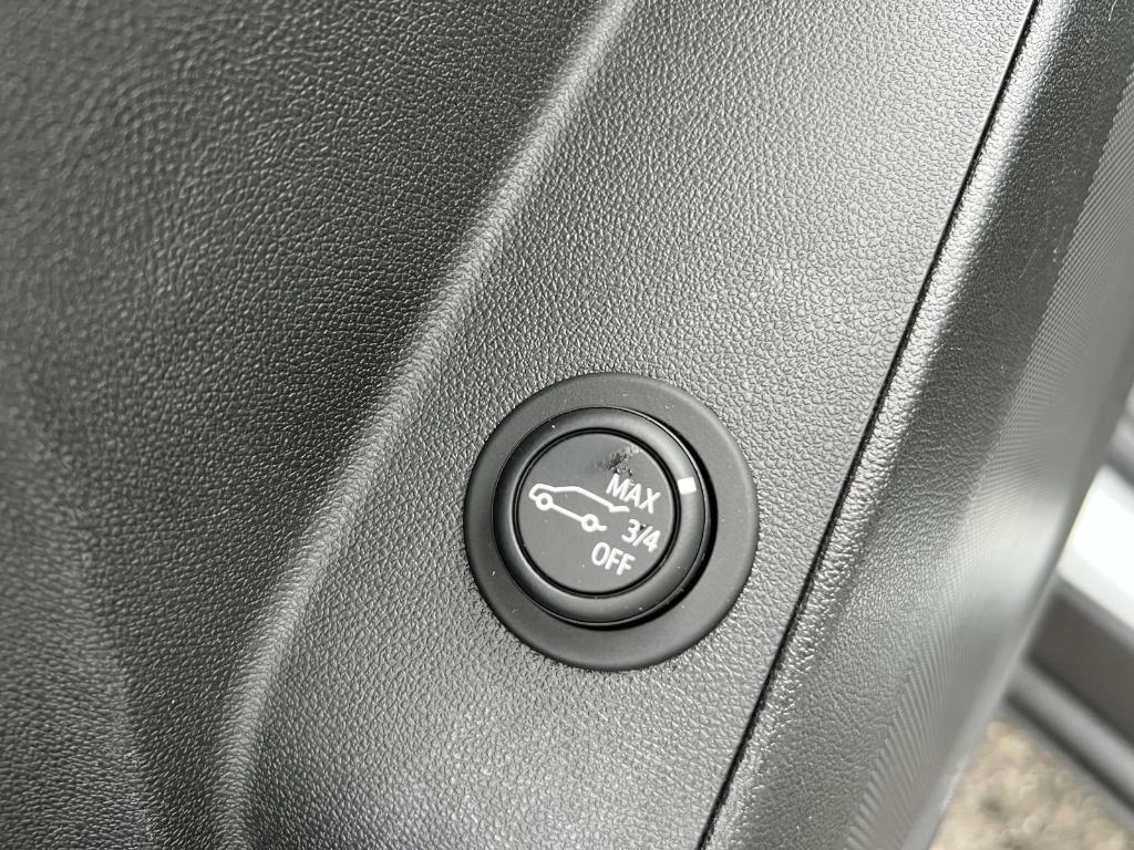 used 2022 Chevrolet Equinox car, priced at $21,500