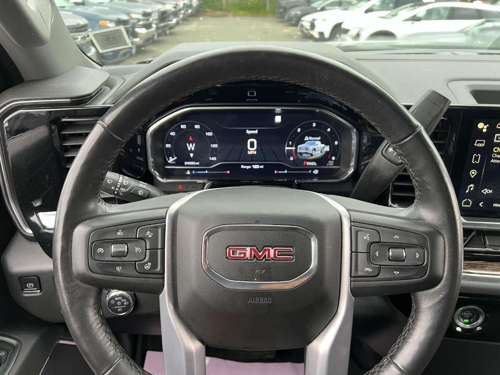 used 2022 GMC Sierra 1500 car, priced at $38,900
