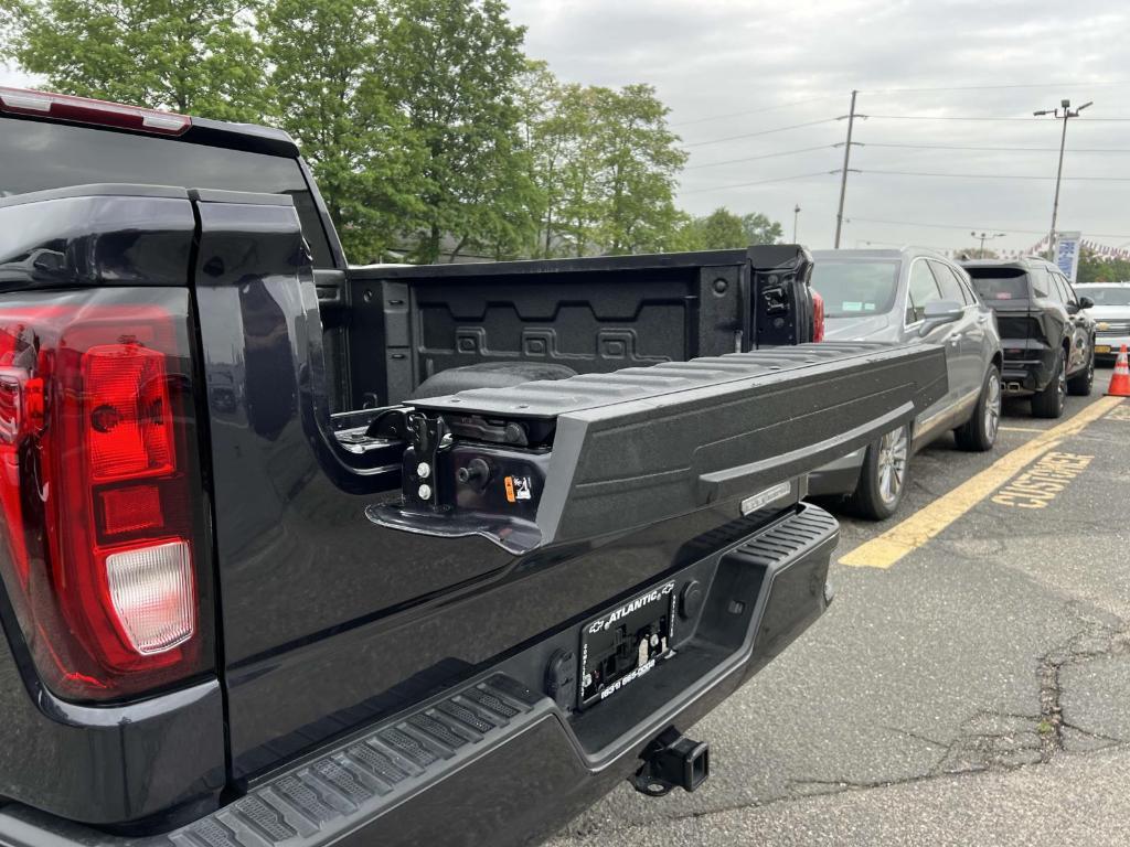 used 2022 GMC Sierra 1500 car, priced at $38,900