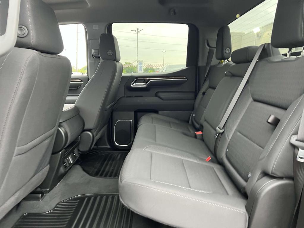 used 2022 GMC Sierra 1500 car, priced at $38,900