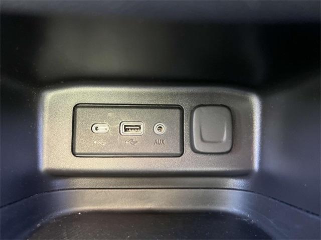 used 2022 Chevrolet Equinox car, priced at $18,800