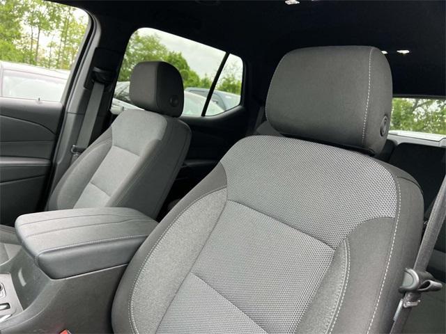 used 2022 Chevrolet Traverse car, priced at $26,900