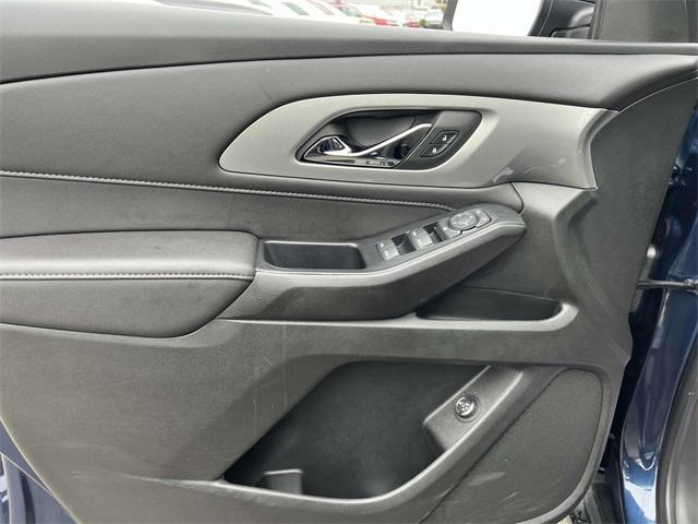 used 2022 Chevrolet Traverse car, priced at $26,900