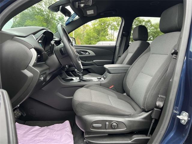 used 2022 Chevrolet Traverse car, priced at $26,900