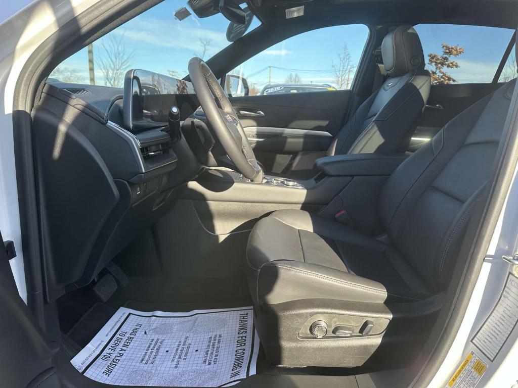 used 2024 Cadillac XT4 car, priced at $40,950