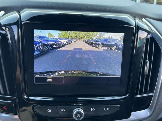 used 2023 Chevrolet Traverse car, priced at $27,300
