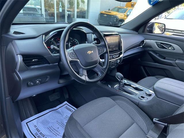 used 2023 Chevrolet Traverse car, priced at $27,300