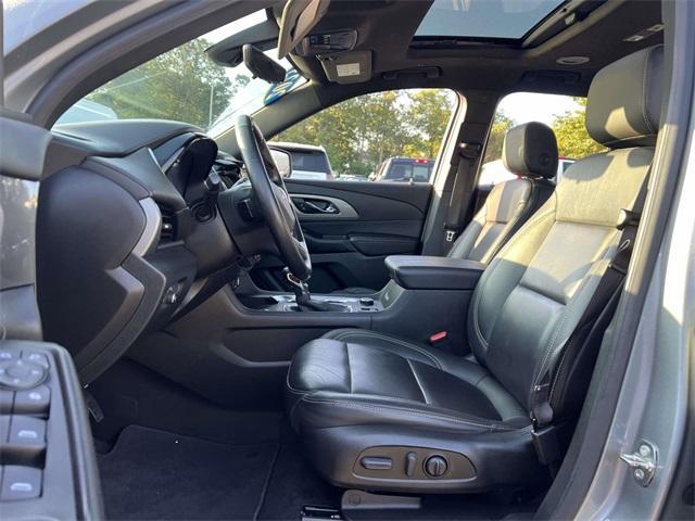 used 2023 Chevrolet Traverse car, priced at $30,500