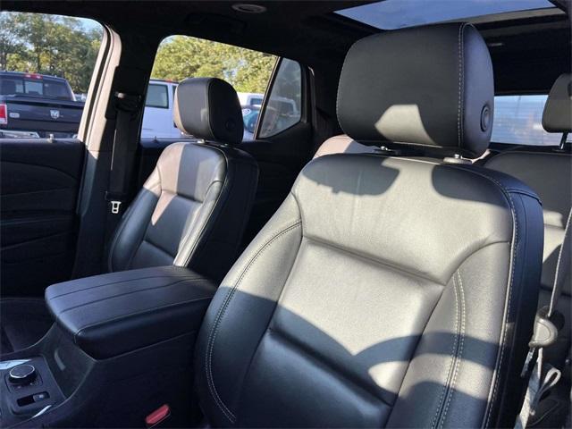 used 2023 Chevrolet Traverse car, priced at $30,500