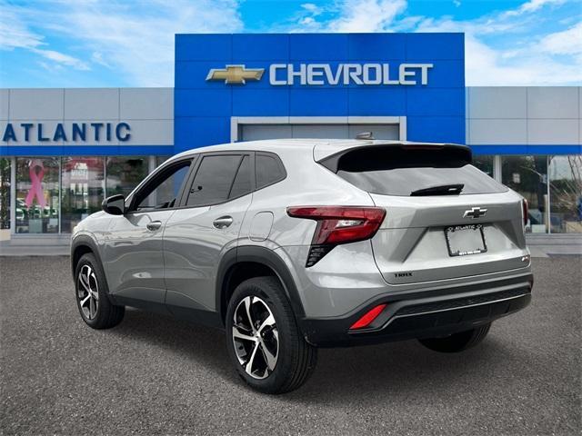 used 2024 Chevrolet Trax car, priced at $20,993