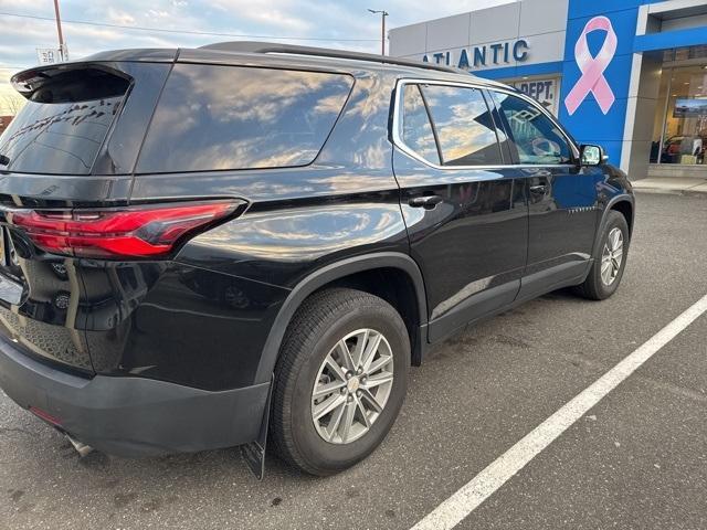 used 2022 Chevrolet Traverse car, priced at $27,500