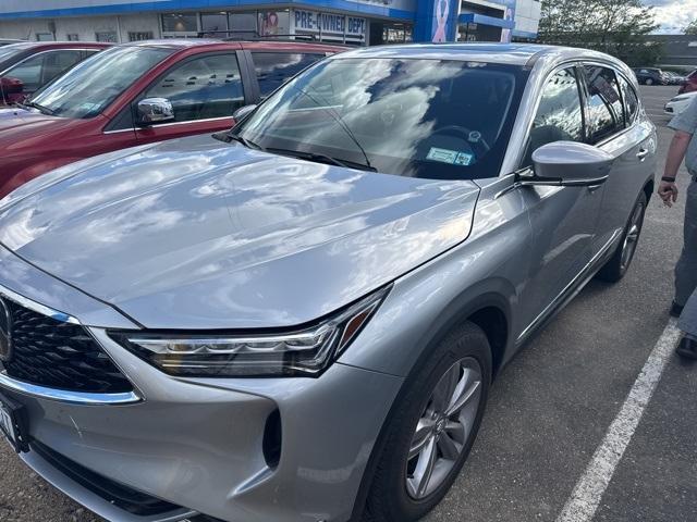 used 2023 Acura MDX car, priced at $37,600