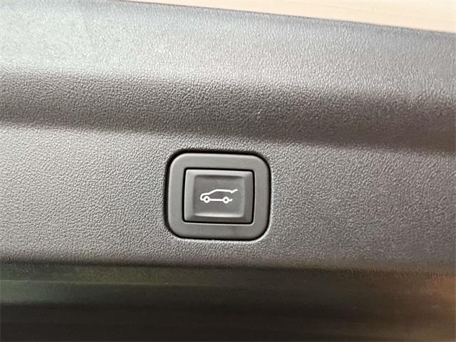 used 2025 Cadillac Escalade IQ car