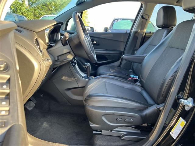 used 2022 Chevrolet Trax car, priced at $15,850