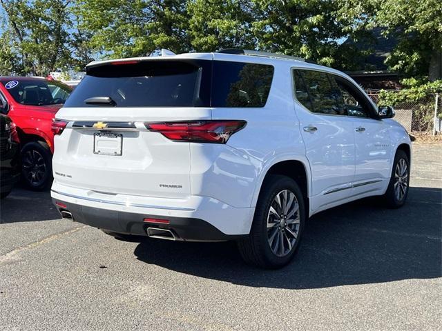used 2022 Chevrolet Traverse car, priced at $31,500