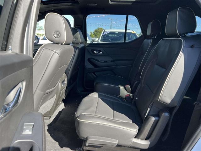 used 2022 Chevrolet Traverse car, priced at $31,500