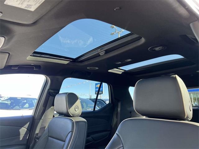 used 2022 Chevrolet Traverse car, priced at $31,500