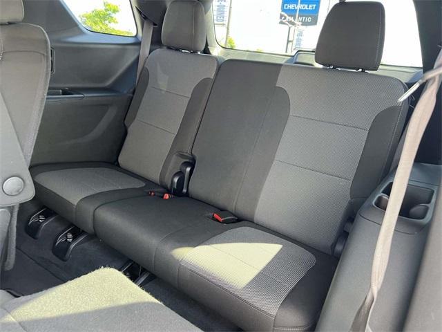 used 2023 Chevrolet Traverse car, priced at $26,200