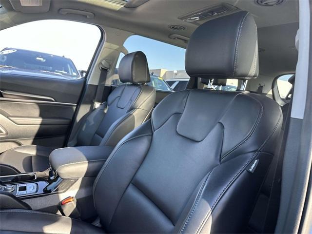 used 2024 Kia Telluride car, priced at $37,300