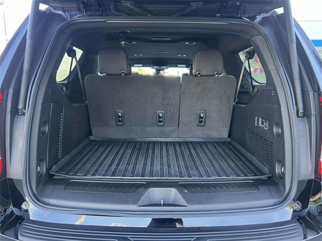 used 2023 GMC Yukon XL car, priced at $53,700