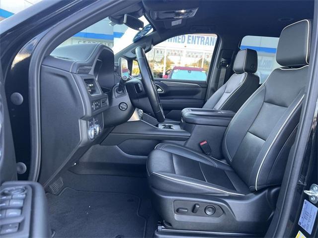 used 2023 GMC Yukon XL car, priced at $53,700