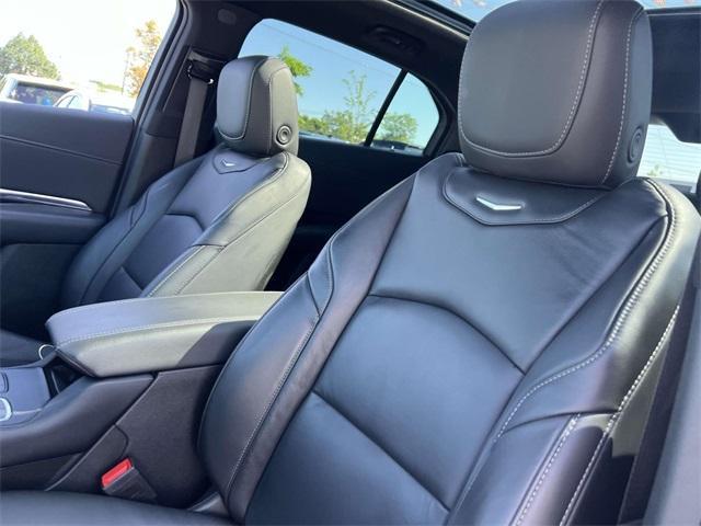 used 2023 Cadillac XT4 car, priced at $22,800
