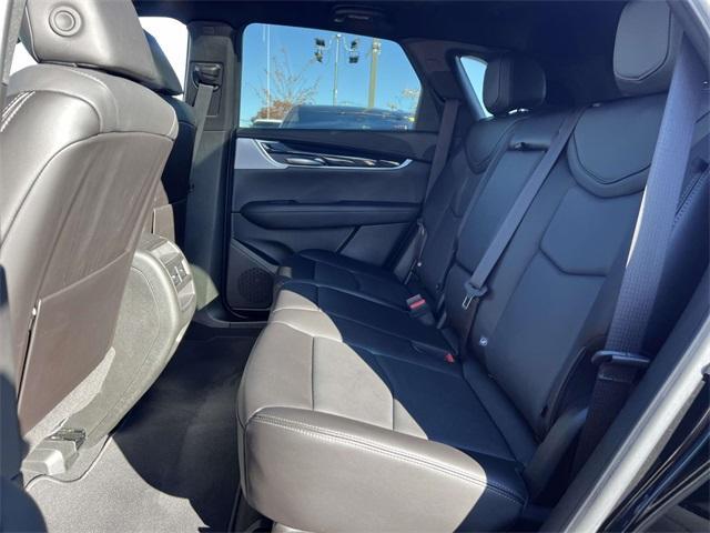 used 2025 Cadillac XT5 car, priced at $42,700