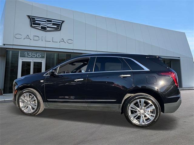 used 2025 Cadillac XT5 car, priced at $42,700