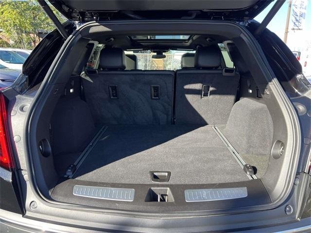 used 2025 Cadillac XT5 car, priced at $42,700