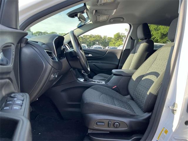 used 2022 Chevrolet Equinox car, priced at $18,400