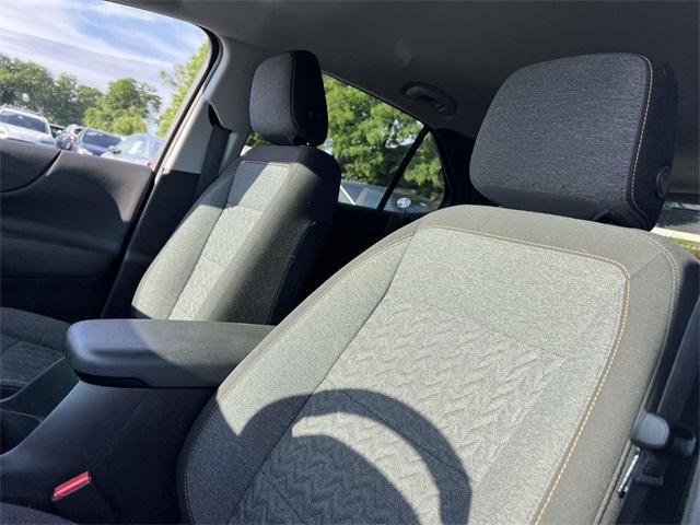 used 2022 Chevrolet Equinox car, priced at $18,400