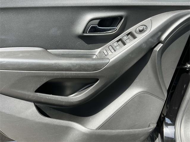 used 2022 Chevrolet Trax car, priced at $16,900