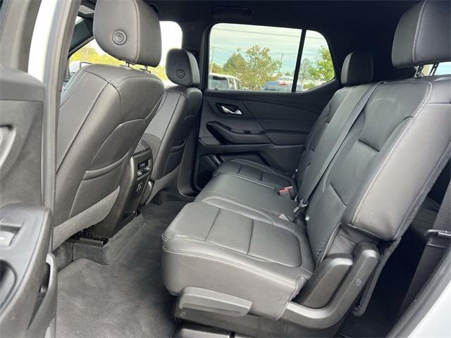 used 2023 Chevrolet Traverse car, priced at $30,500